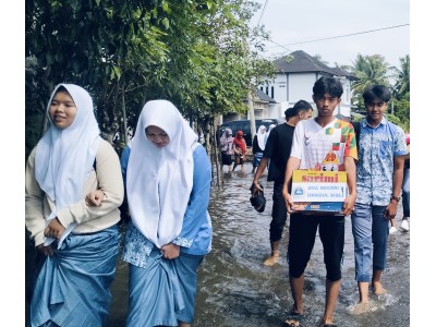 Tim Relawan Smantigus