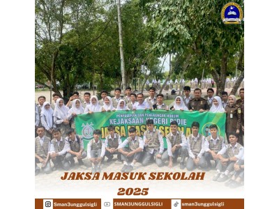 Foto Bersama Bpk. Muliana Kasi Intel Kejaksaan Negeri Kabupaten Pidie